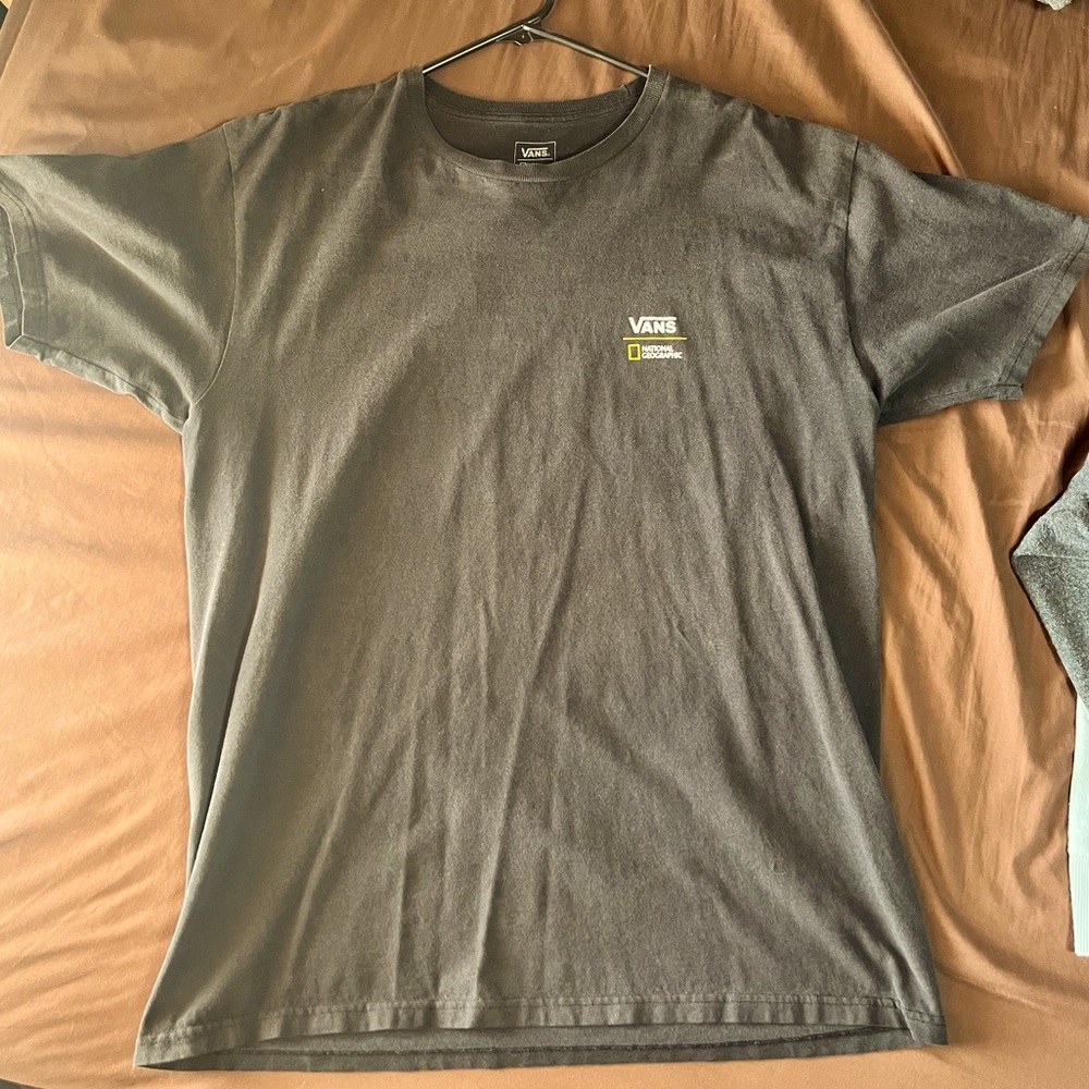 Vans - Large (mens) - Limited Edition: National Geographic Collaboration T-Shirt